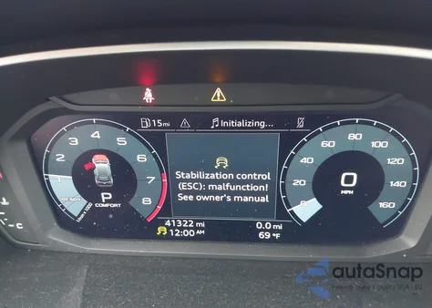 2022 Audi Q3 Premium 45 Tfsi S Line Quattro Tiptronic z USA, uszkodzony, nr VIN WA1DECF30N1007855